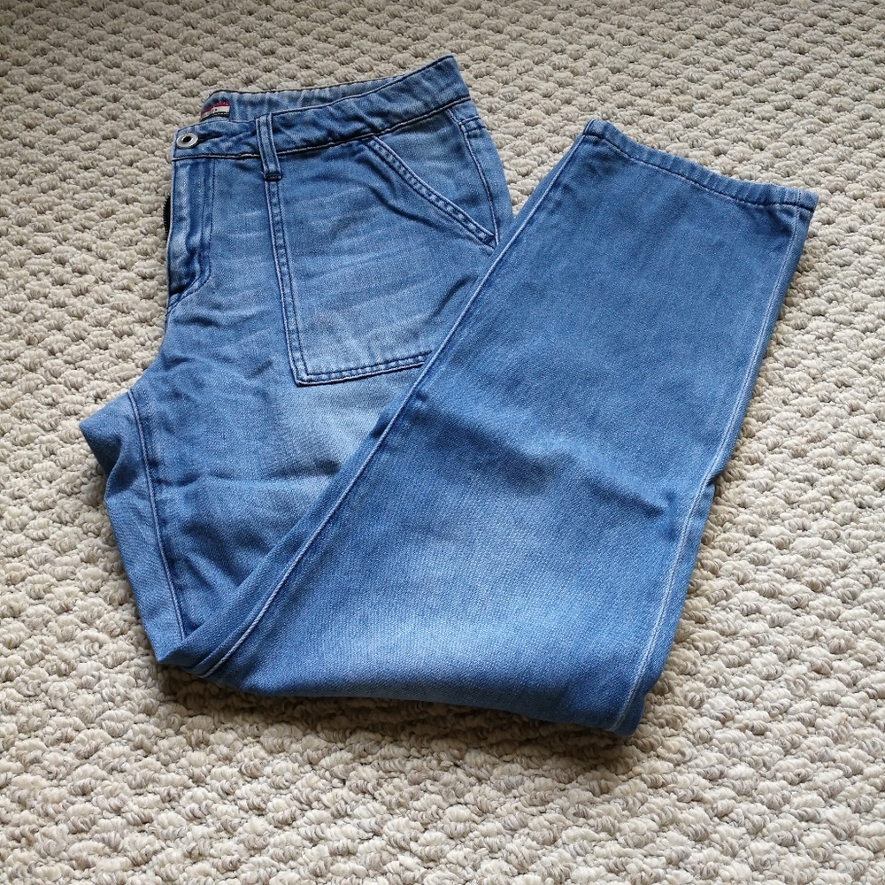 Tommy Hilfiger Women's Straight Fit Jean